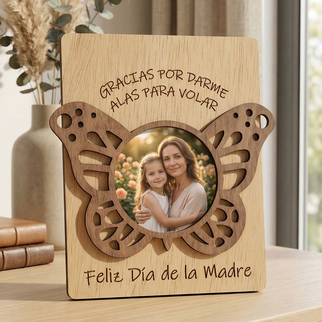 Portafoto de madera dia de la madre mariposa 1